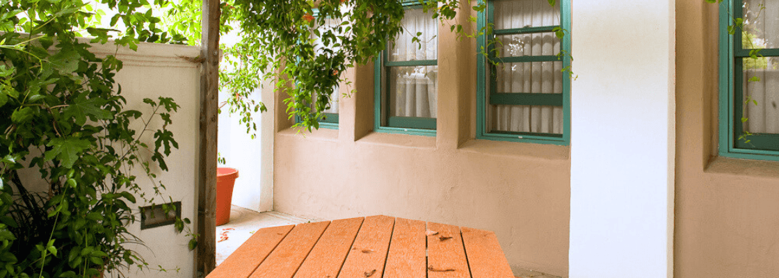 3030 De La Vina Exterior